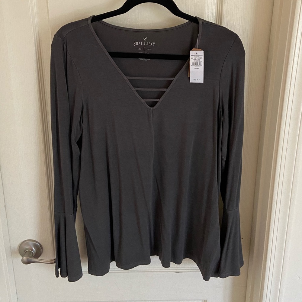 American Eagle long sleeve blouse